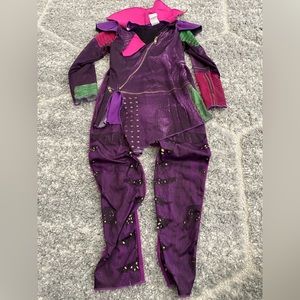 Girls Mal (Descendents) Costume - Size 7/8